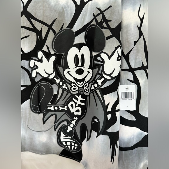 SOLD - Disney Parks Halloween Vampire Mickey Spooky Pullover Sweater (Size:L) - Picture 8 of 15